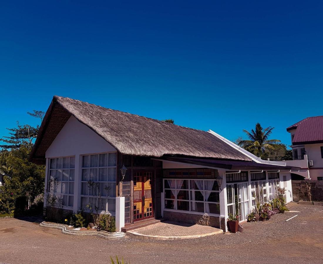 Casa Victoria Resort And Restaurant Pagudpud Exteriér fotografie